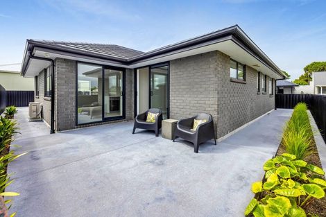 Photo of property in 63b Collins Street, Hawera, 4610