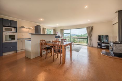 Photo of property in 182 Amreins Road, Taupaki, Henderson, 0782