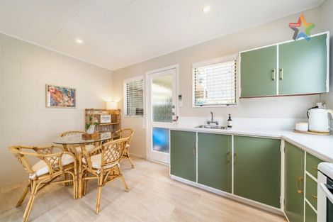 Photo of property in 85a Mulberry Street, Normandale, Lower Hutt, 5010