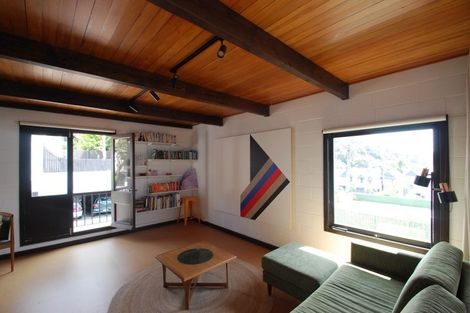 Photo of property in 9a Pitarua Street, Thorndon, Wellington, 6011