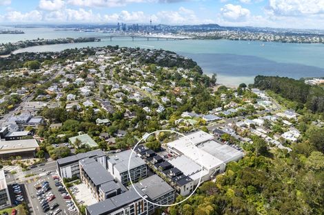 Photo of property in Sugar Lane Apartments, 4/31 Rawene Road, Birkenhead, Auckland, 0626