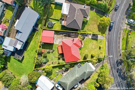 Photo of property in 43 Taupo Street, Green Bay, Auckland, 0604