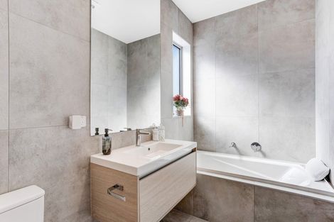 Photo of property in 33 Roundel Crescent, Whenuapai, Auckland, 0618
