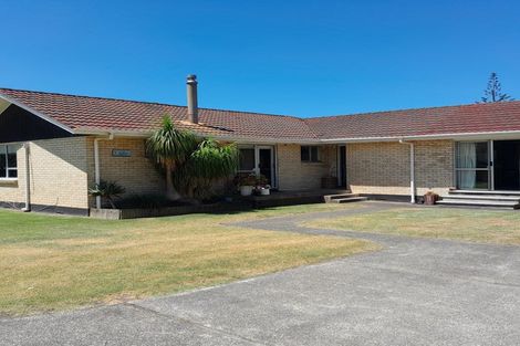 Photo of property in 1/2 Wahanui Walk, Ruakaka, 0116