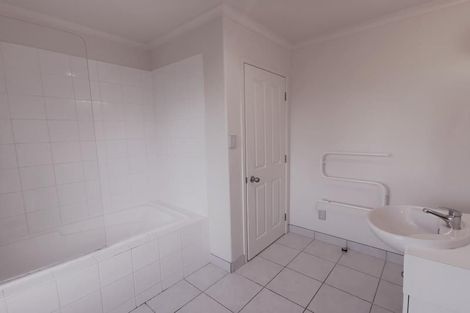 Photo of property in 50 Millennial Way, Orewa, 0931