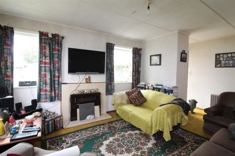 Photo of property in 80 Glen Marine Parade, Glendene, Auckland, 0602