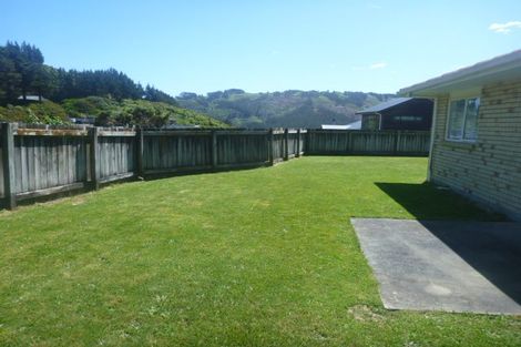 Photo of property in 261 Maungaraki Road, Maungaraki, Lower Hutt, 5010