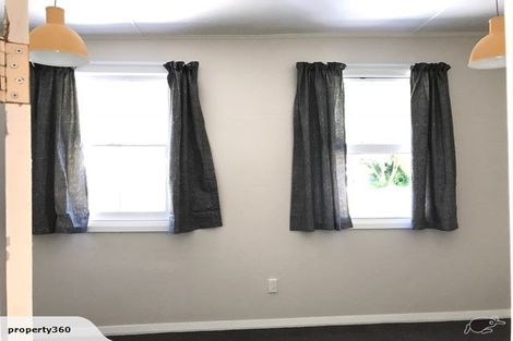 Photo of property in 19 Holloway Road, Aro Valley, Wellington, 6021