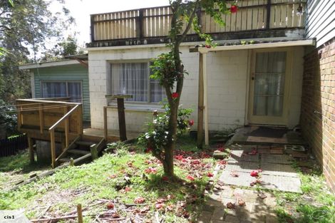 Photo of property in 1/25 Hillcrest Road, Papatoetoe, Auckland, 2025