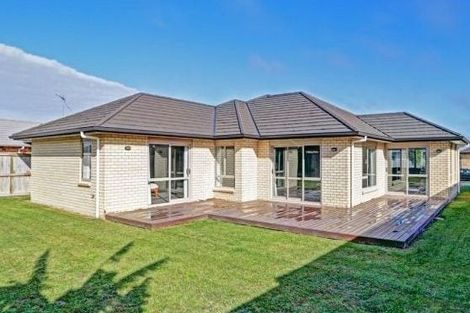 Photo of property in 14 Hector Drive, Rototuna North, Hamilton, 3210