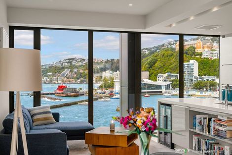 Photo of property in Clyde Quay Wharf, 4b/8 Clyde Quay Wharf, Te Aro, Wellington, 6011