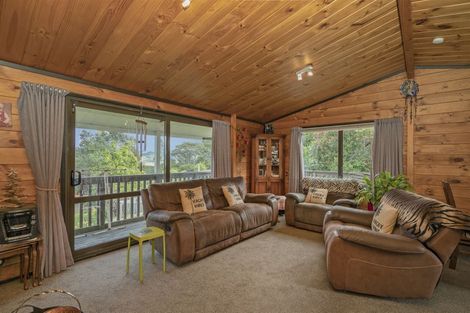 Photo of property in 12 Rimu Street, Whitianga, 3510