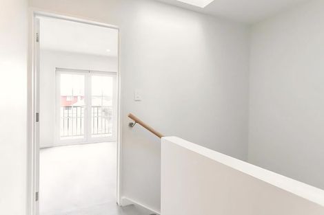 Photo of property in 4/40 New Brighton Road, Shirley, Christchurch, 8061