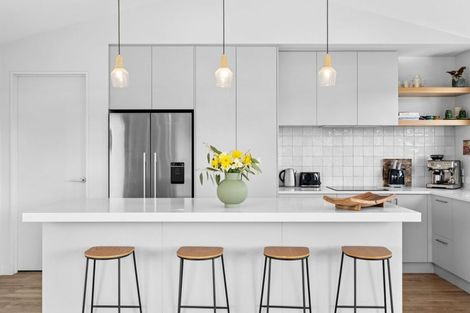 Photo of property in 4 Robrosa Street, Wanaka, 9305