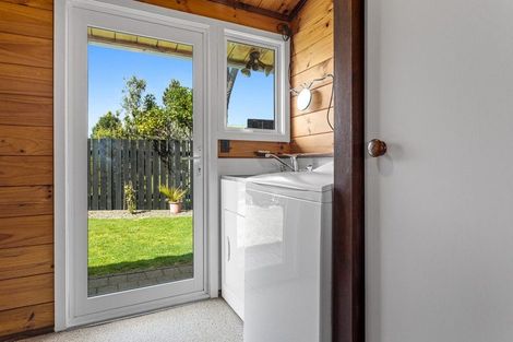 Photo of property in 17 Appleby Rise, Whakatane, 3120