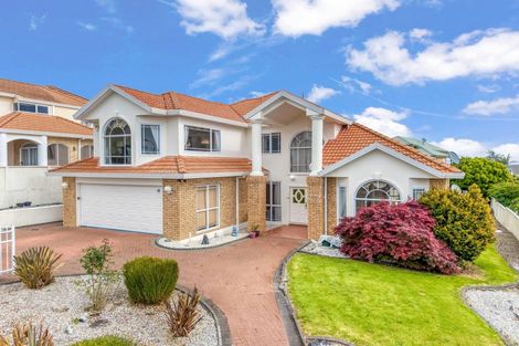 Photo of property in 35 Mccahill Views, Botany Downs, Auckland, 2010