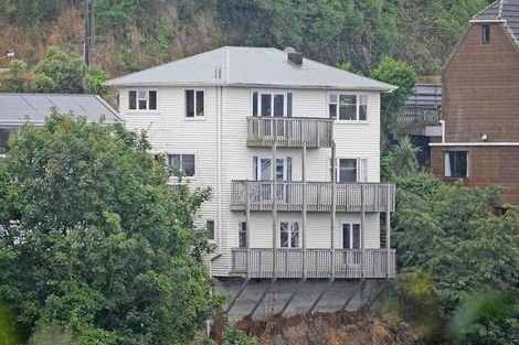 Photo of property in 3/30 Garden Road, Northland, Wellington, 6012