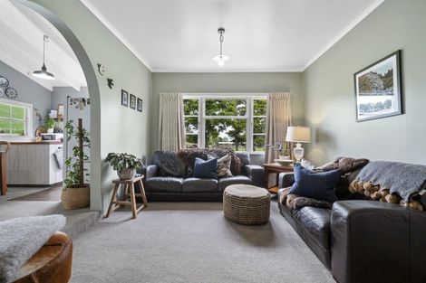 Photo of property in 80 Lethbridge Road, Feilding, 4779