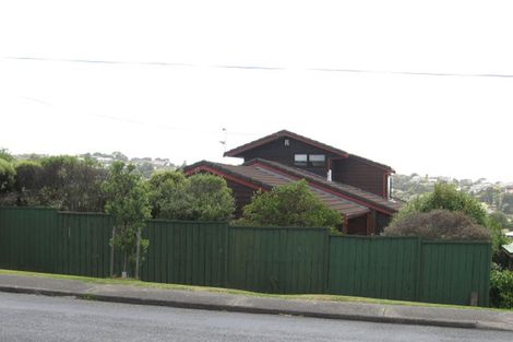 Photo of property in 1/69 East Coast Road, Castor Bay, Auckland, 0620