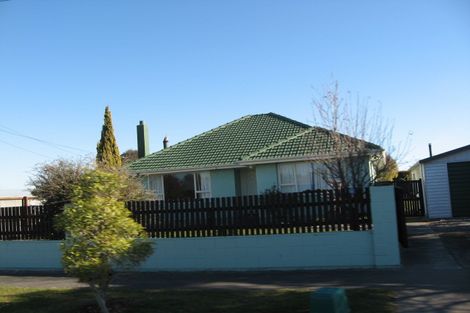 Photo of property in 77 Willryan Avenue, New Brighton, Christchurch, 8083