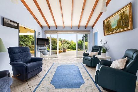 Photo of property in 132 Lane Road, Havelock North, 4130