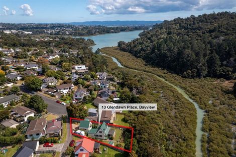 Photo of property in 13 Glendawn Place, Bayview, Auckland, 0629