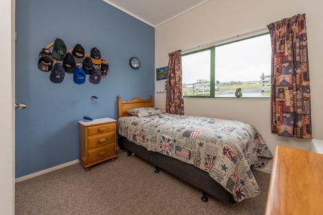 Photo of property in 182 Amreins Road, Taupaki, Henderson, 0782