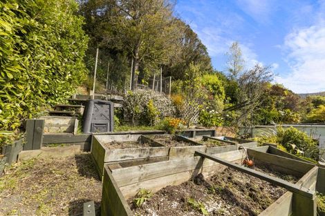 Photo of property in 22 Shandon Street, Roseneath, Port Chalmers, 9023