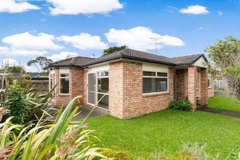 Photo of property in 1/64 Riverside Road, Orewa, 0931