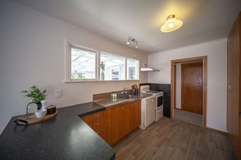 Photo of property in 14 Barnett Place, Pirimai, Napier, 4112