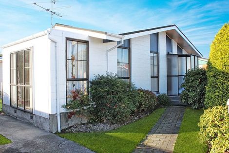 Photo of property in 1/220 Waimairi Road, Ilam, Christchurch, 8041