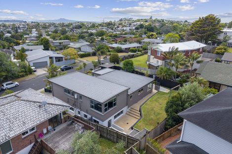 Photo of property in 64 O'halloran Road, Howick, Auckland, 2014