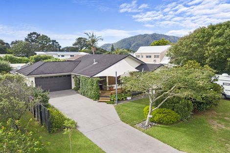 Photo of property in 23 Vista Paku, Pauanui, Hikuai, 3579