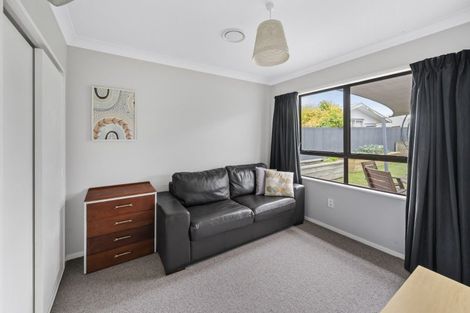 Photo of property in 15 Duckworth Crescent, Greenmeadows, Napier, 4112