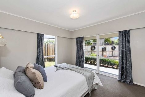 Photo of property in 55 Morrow Avenue, St Andrews, Hamilton, 3200