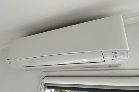 Photo of property in 274 Lake Road, Hauraki, Auckland, 0622