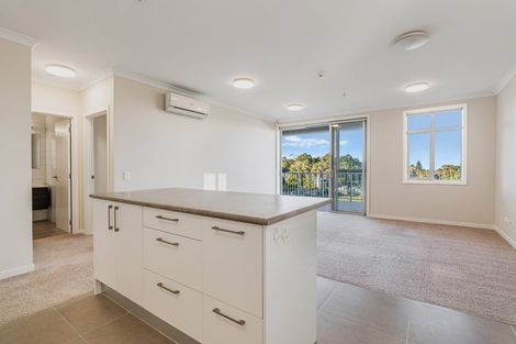 Photo of property in 38 Rewa Rewa Lane, Orewa, 0931