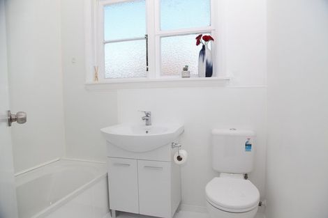 Photo of property in 2/45 Dickson Crescent, Hornby, Christchurch, 8042