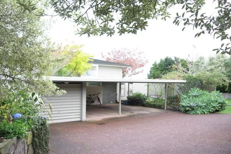 Photo of property in 9 Burford Place, Mellons Bay, Auckland, 2014