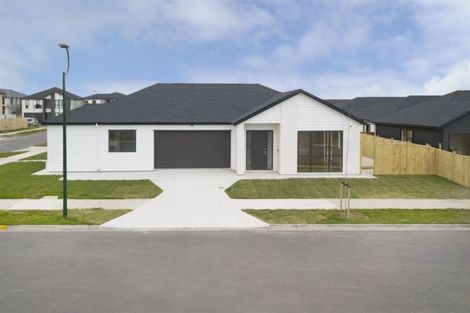 Photo of property in 52 Cooladawson Drive, Flat Bush, Auckland, 2019