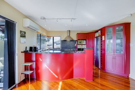 Photo of property in 14 Olive Grove, Havelock North, 4130