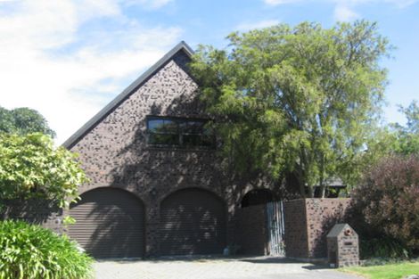 Photo of property in 35 Yellowstone Crescent, Burwood, Christchurch, 8083