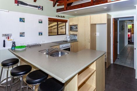 Photo of property in 34 Hinemoa Terrace, Tairua, 3508