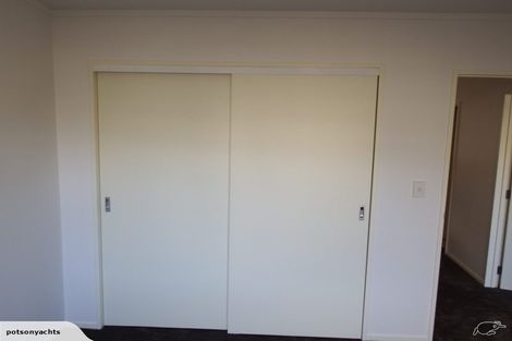 Photo of property in The Haven, 15/120 Beach Haven Road, Beach Haven, Auckland, 0626