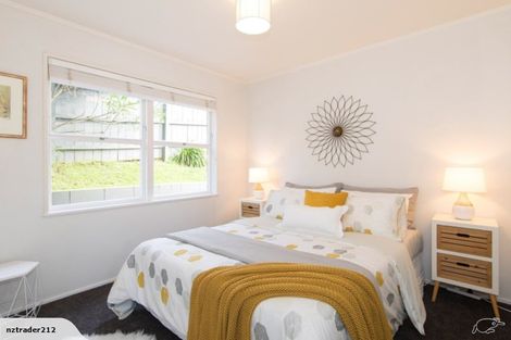 Photo of property in 2/56 Gowing Drive, Meadowbank, Auckland, 1072