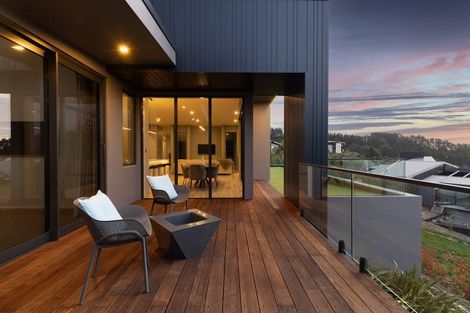 Photo of property in 13 Redmund Spur Road, Kennedys Bush, Christchurch, 8025