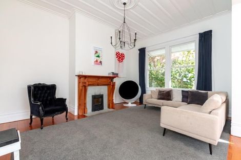 Photo of property in 11 Herne Bay Road, Herne Bay, Auckland, 1011
