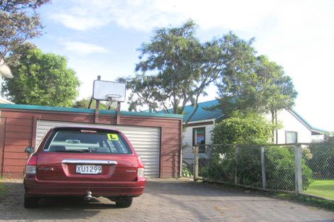 Photo of property in 52 Tweed Road, Papakowhai, Porirua, 5024