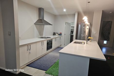 Photo of property in 86 Shillingford Boulevard, Rolleston, 7615