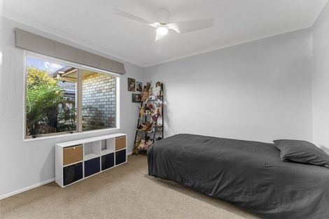 Photo of property in 29 Mcleod Place, Papamoa Beach, Papamoa, 3118